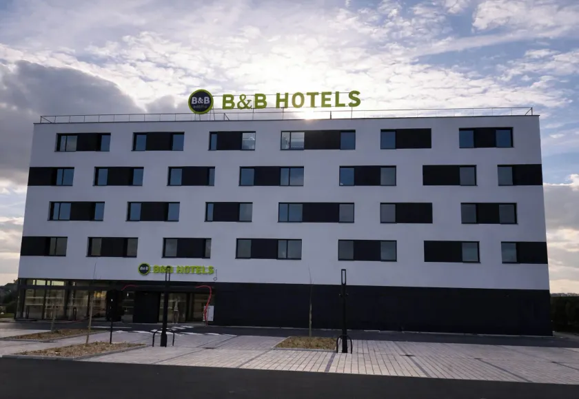 B&B HOTEL Rennes Liffré - Image 1