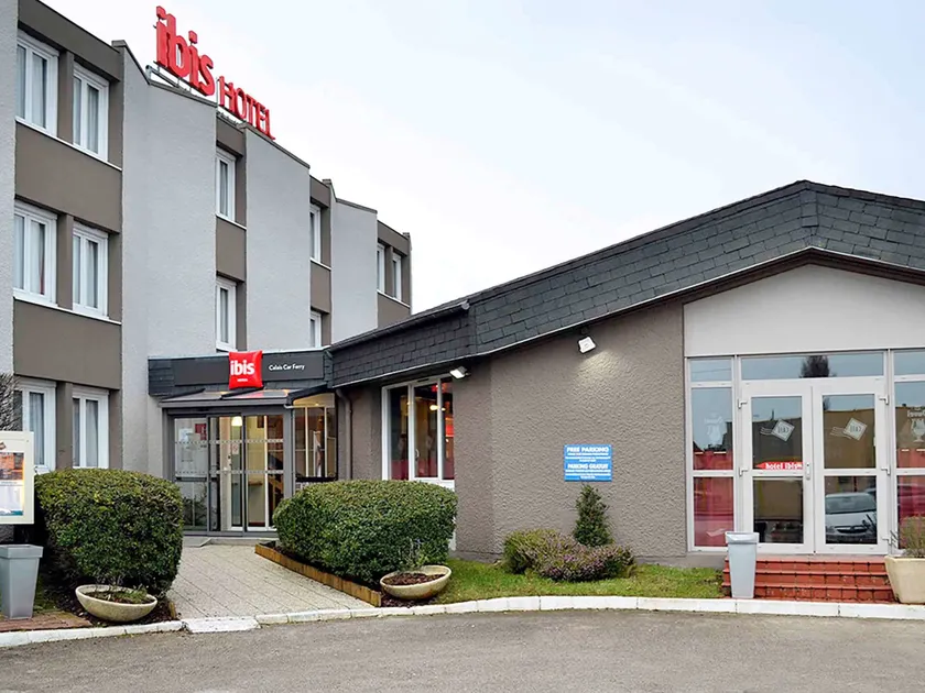 ibis Calais - Image 1