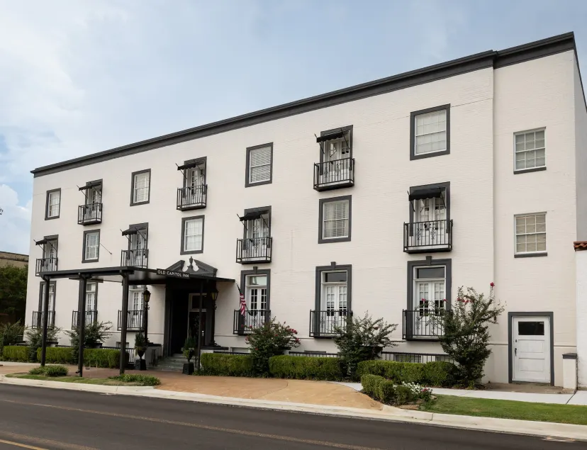 Old Capitol Inn - Image 1