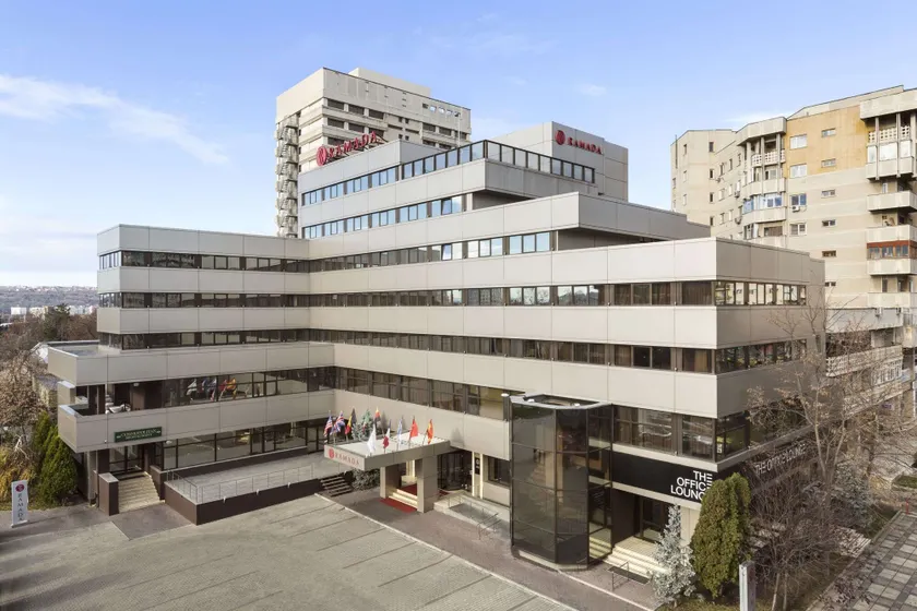 Ramada Iasi City Center - Image 1