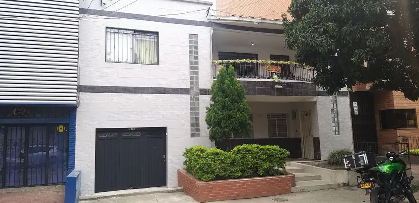 Hotel Laureles Home - Image 1