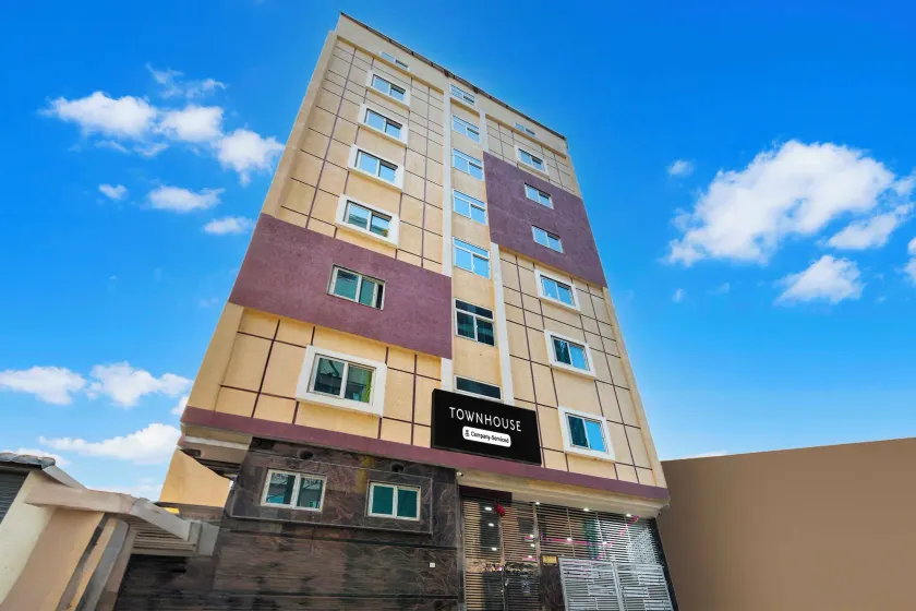 Super Townhouse Kokapet Near GAR - Image 1