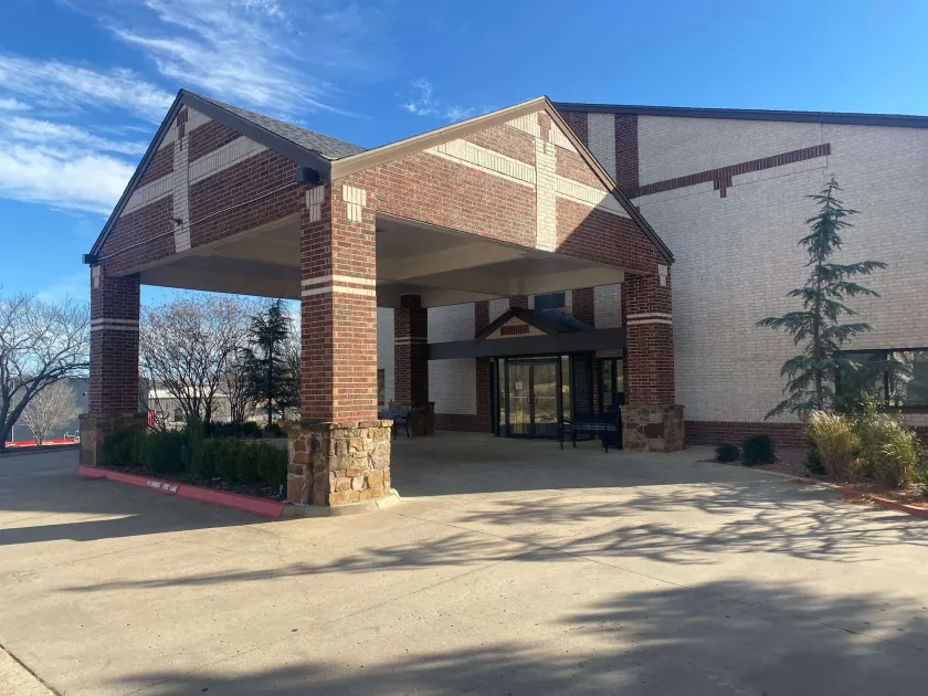 SureStay Plus by Best Western Edmond - Image 1