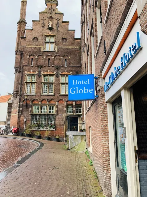Hotel The Globe - Image 1
