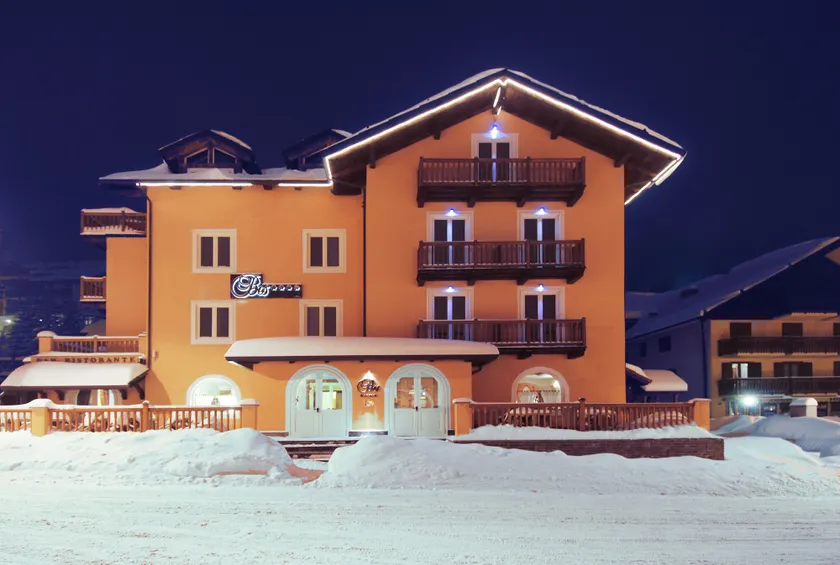 Hotel Bes & Spa - Image 1