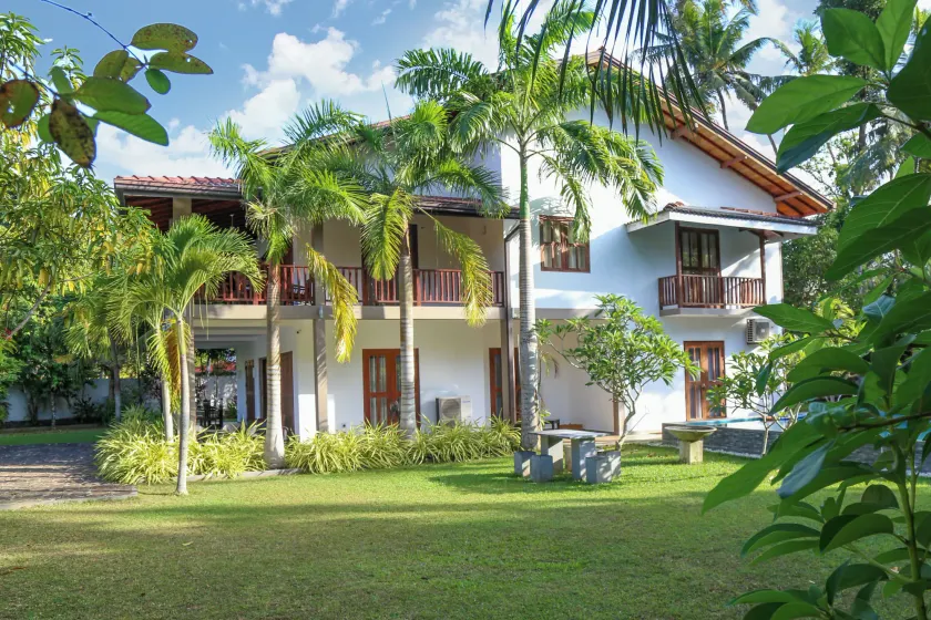 Hikka Resort - Image 1
