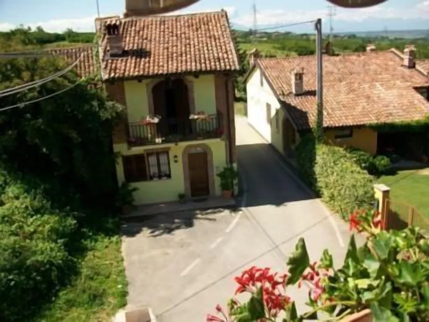 Tra... Monti E Vigne - Image 1