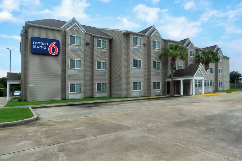 Motel 6 Breaux Bridge, LA - Image 1