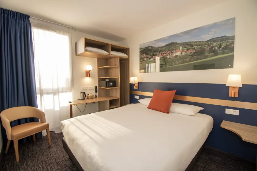 K Hotel - Image 1