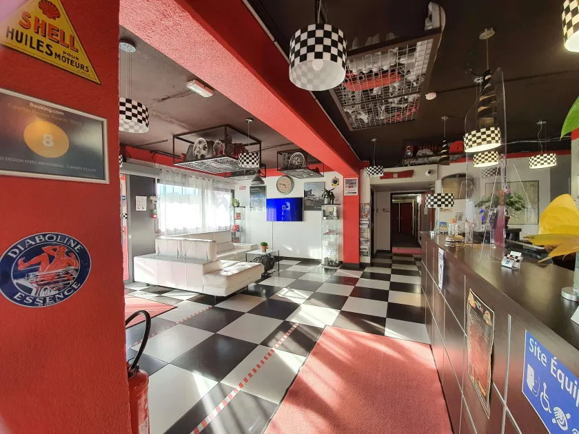Enzo Hotels Cannes-Écluse by Kyriad Direct - Image 1