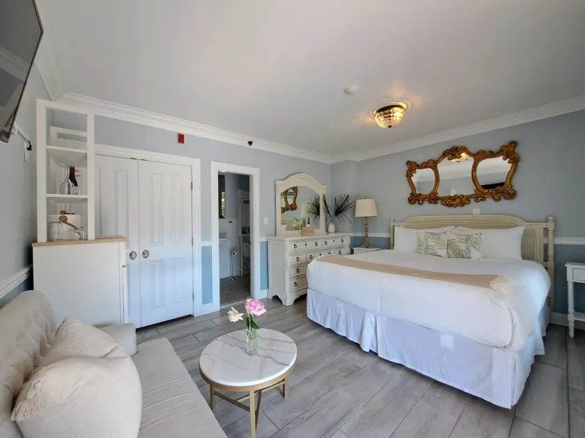 Hotel Manisses - Image 1