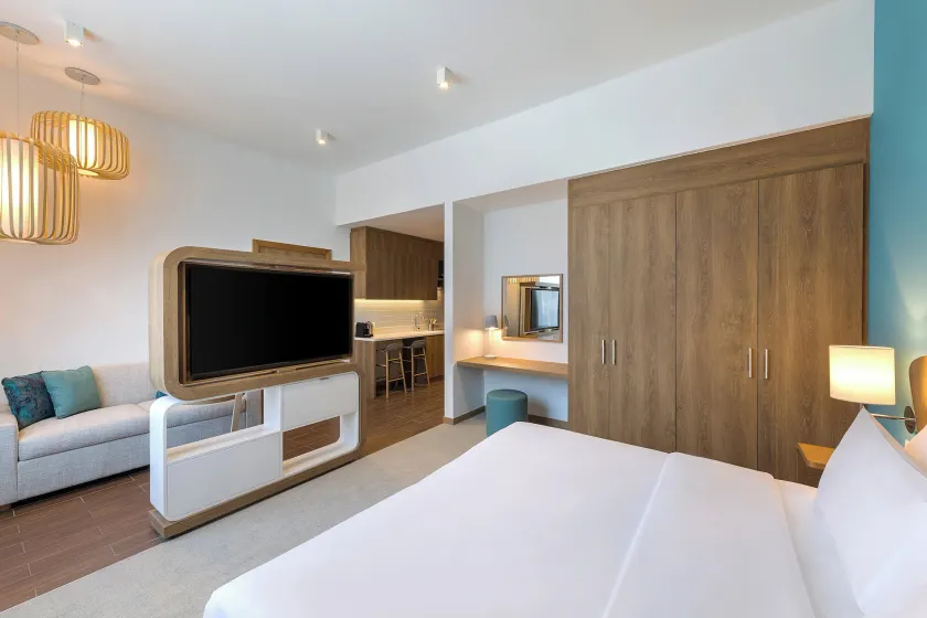 Element by Marriott Al Mina, Dubai - Image 1