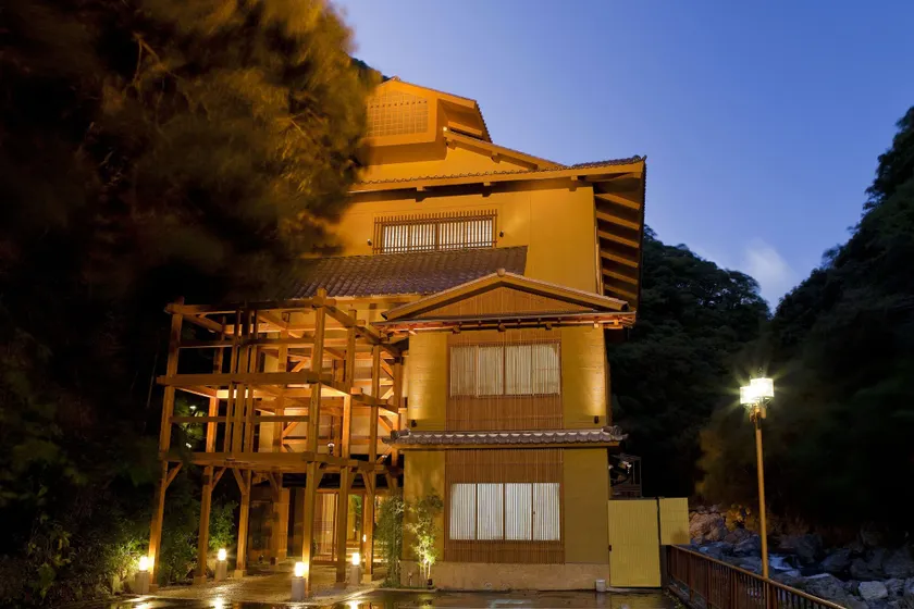 Hananosato Onsen Sansuikan - Image 1