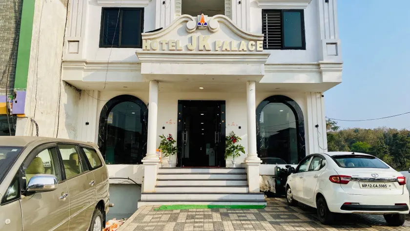 Hotel JK Palace - Image 1