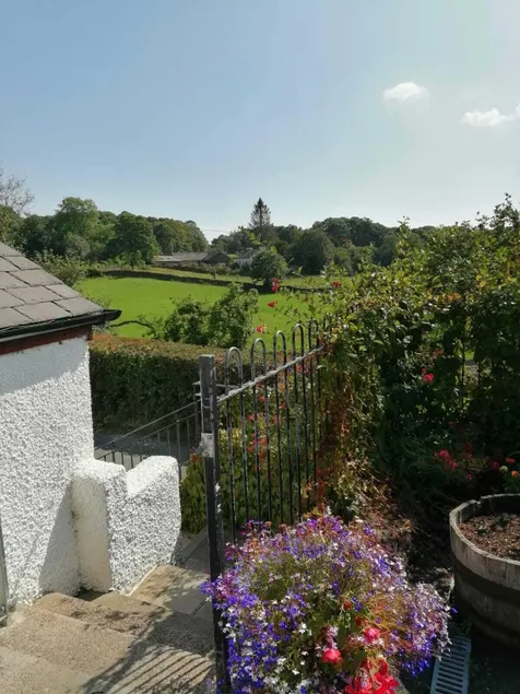The Brown Horse Inn - Image 1