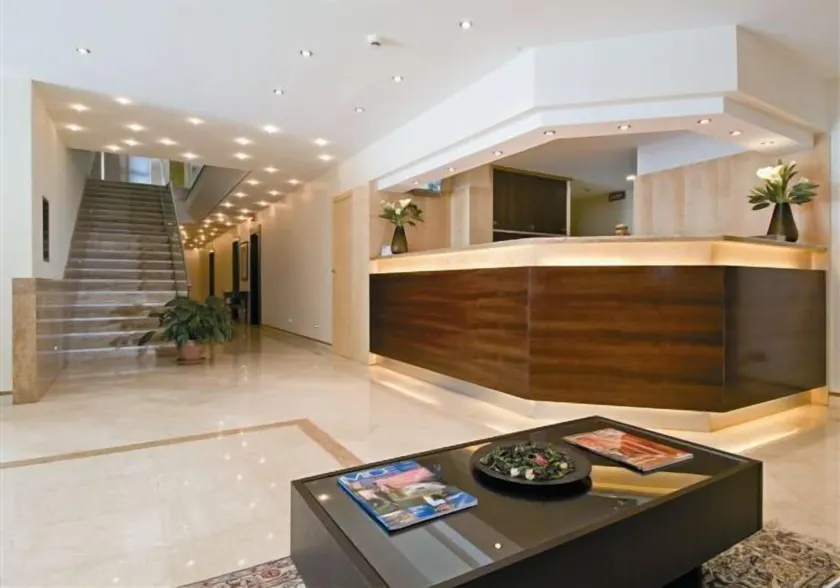 Suites & Residence Hotel - Image 1