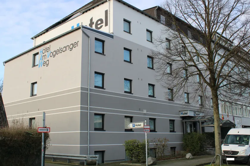 Hotel Am Vogelsanger Weg - Image 1