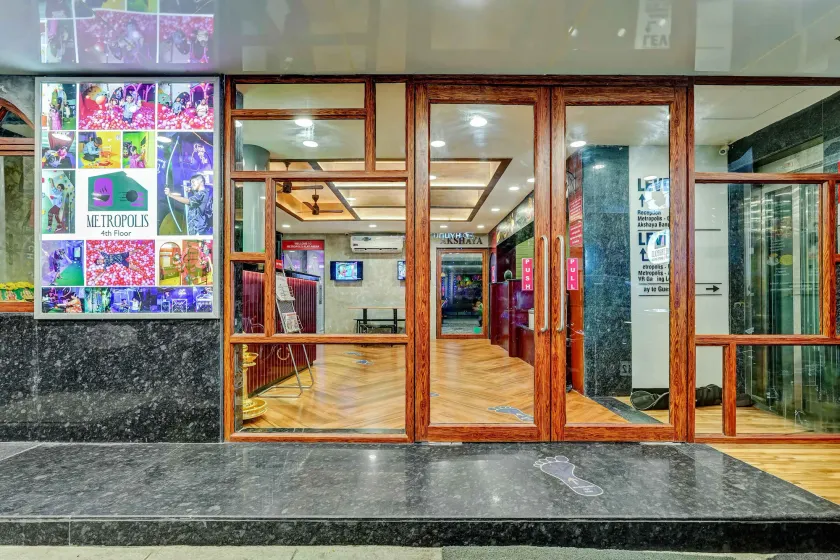 Season 4 Residences - Teynampet Near Apollo Hospital ,Balaji Dental, US Consulate - Image 1