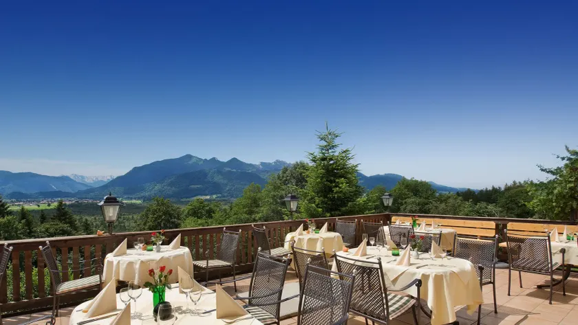 Hotel Alpenhof - Image 1