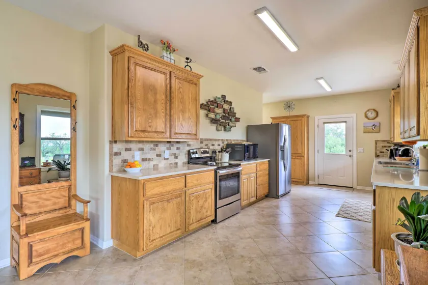 Bertram Ranch Property w/ Patio & Gas Grill! - Interior