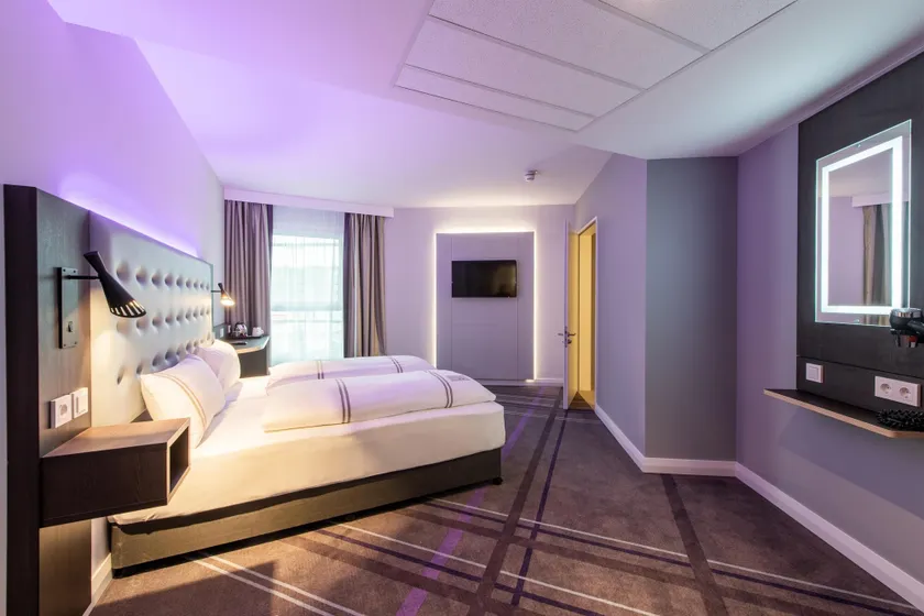 Premier Inn Stuttgart Feuerbach - Image 1