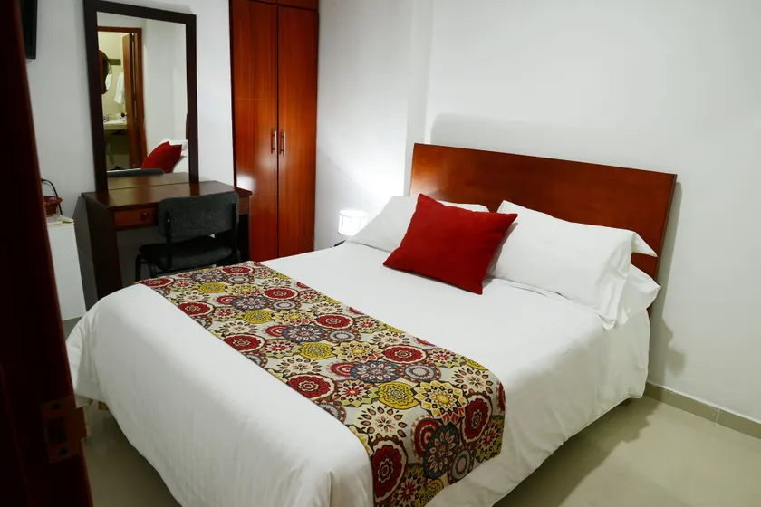 Hotel Prado 34 West - Image 1