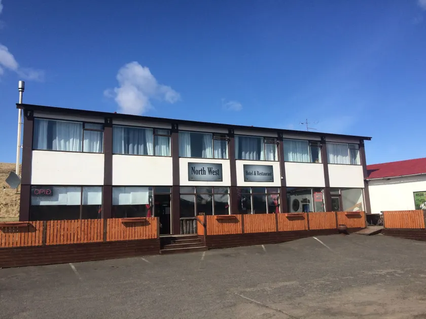 North West Restaurant & Guesthouse - Image 1