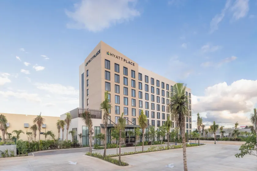 Hyatt Place Cancun Airport - Image 1