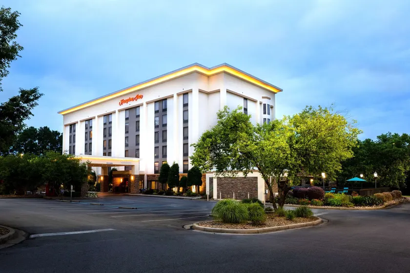 Hampton Inn Columbia I-26/Harbison Blvd. - Image 1