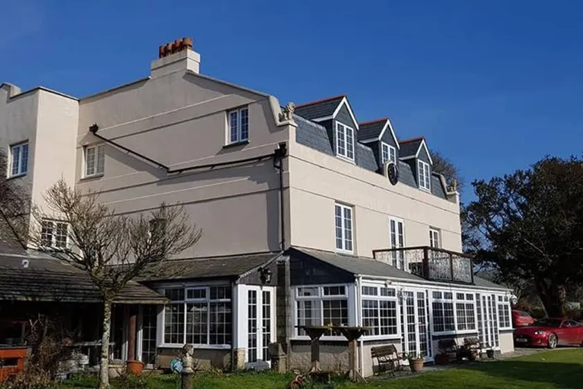 Great Trethew Manor Hotel & Restaurant - Image 1