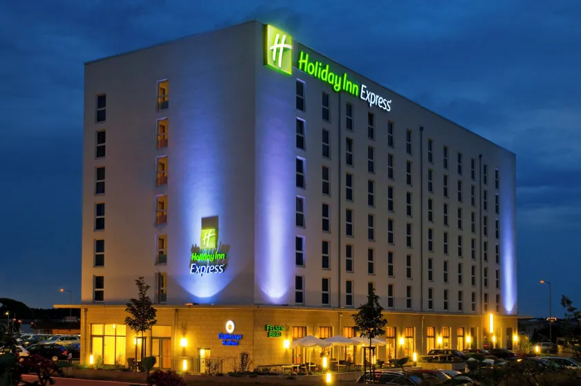 Holiday Inn Express Nürnberg-Schwabach - Image 1