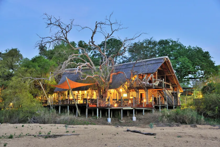 Rhino Post Safari Lodge - Image 1