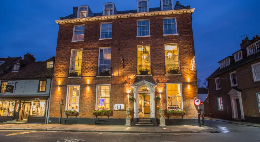 Harbour Hotel & Spa Chichester - Image 1