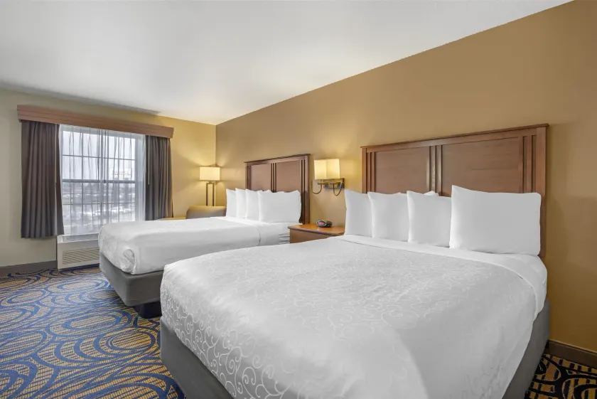 Best Western Woodburn Inn - Image 1