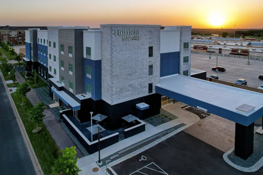 Fairfield by Marriott Inn & Suites St. Paul Eagan - Image 1