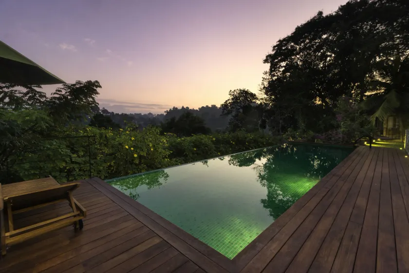 Kings Pavilion Luxury Hotel - Image 1