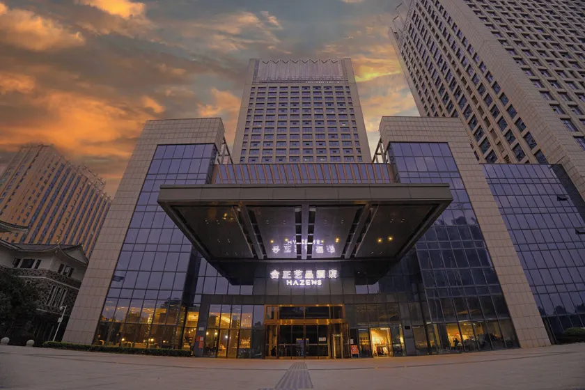Wuhan Hazens Hotel - Image 1