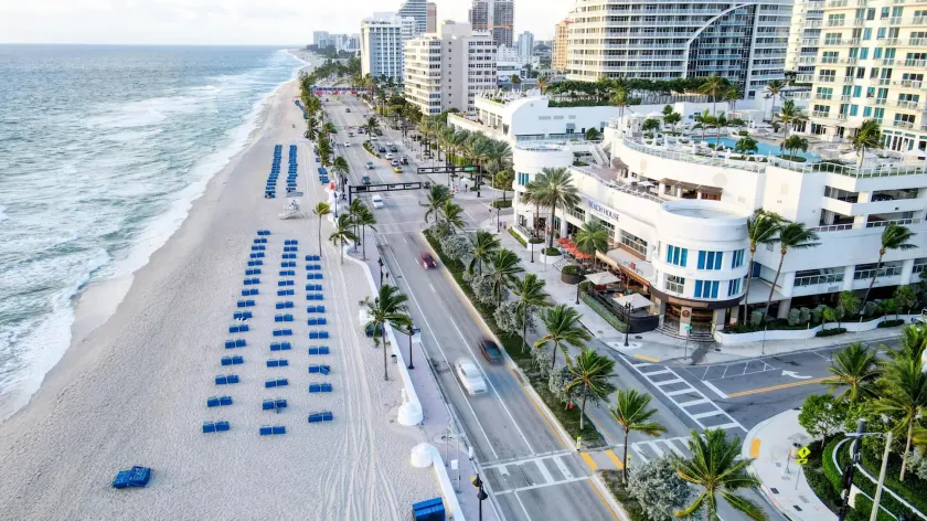 Beach House Fort Lauderdale, a Hilton Resort - Image 1