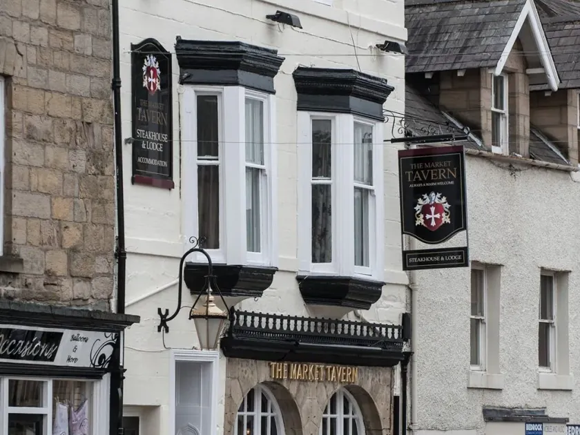 The Tavern - Steakhouse and Lodge - Image 1