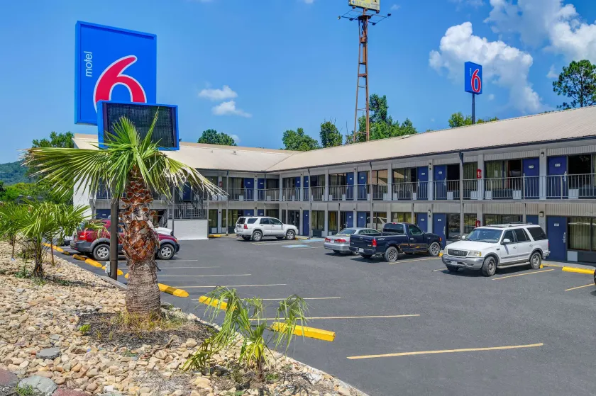 Motel 6-Dalton, GA - Image 1