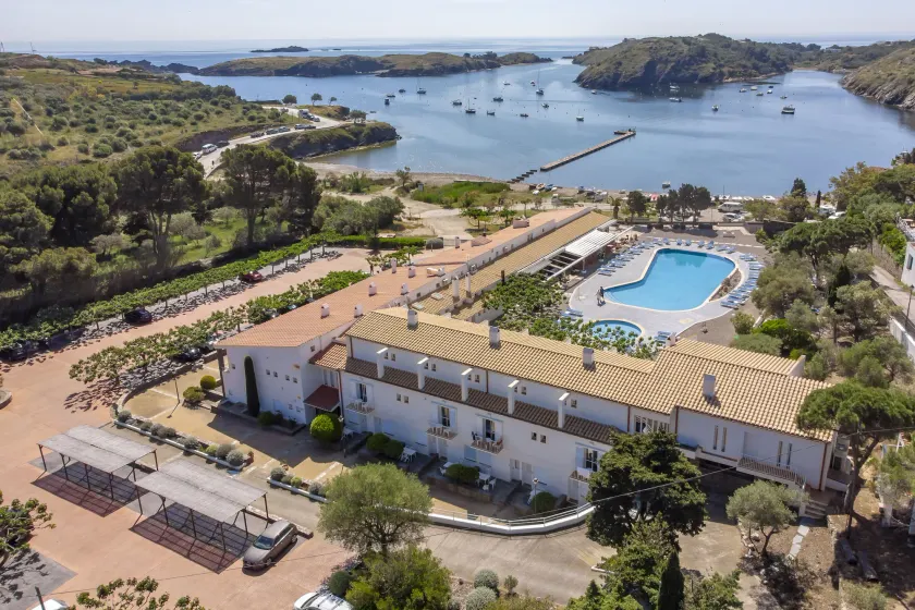 Hotel Calina - Image 1