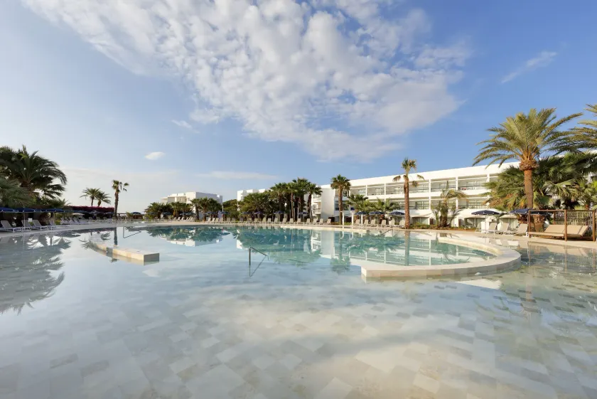 Grand Palladium Select Palace Ibiza - All Inclusive - Image 1