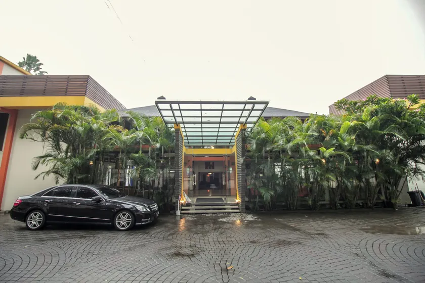 Collection O 295 Grha Ciumbuleuit Guest House - Image 1