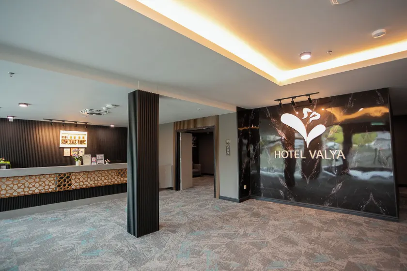 Hotel Valya Melaka Sentral Riverfront - Lobby