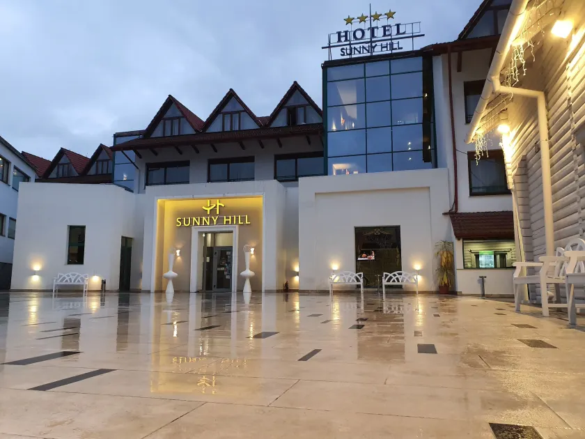 Hotel Sunny Hill - Image 1