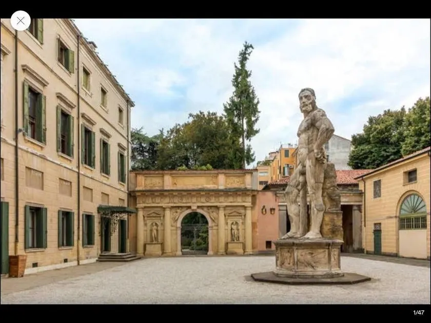 Palazzo Mantua Benavides Suites & Apartments - Image 1