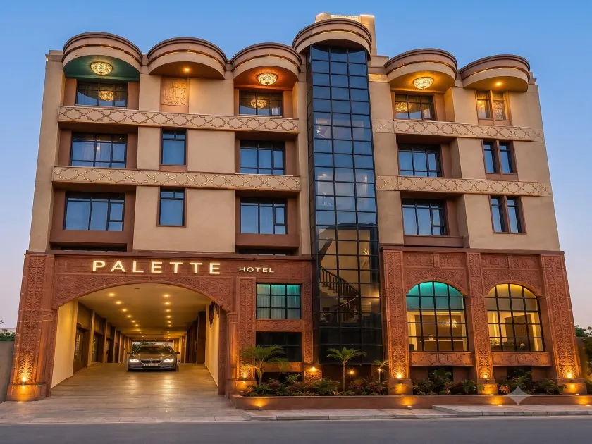Palette Hotel by CheckIn Jaipur City Centre - Image 1