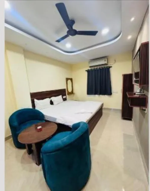 Fabhotel Hi Rise - Image 1