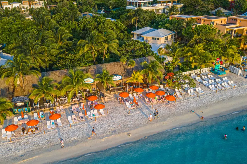 Paradise Beach Resort & Dive Center - Image 1