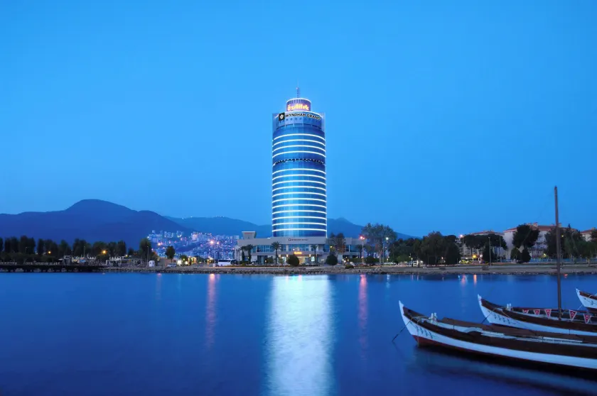 Wyndham Grand Izmir Ozdilek Thermal & Spa - Image 1